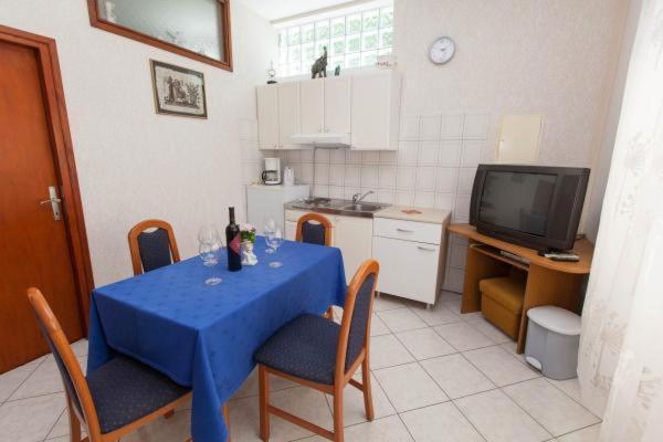Apartments Bujan Crikvenica Eksteriør bilde
